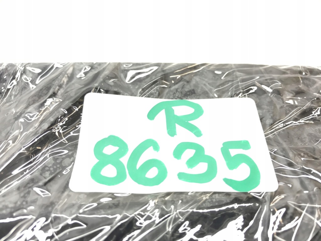 Audi a4 b9 8w0 решётка левая бампера передний перед 8w0807681b Недорого