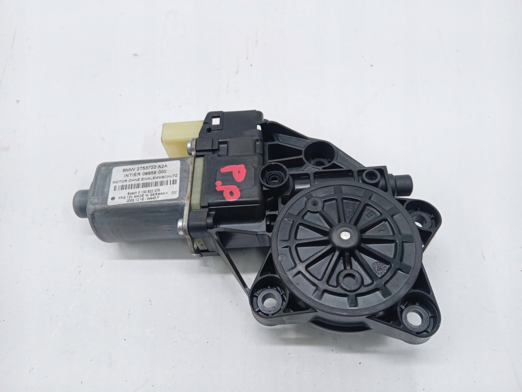 Купить Моторчик стекло правый передний перед 2753722 mini cooper r56