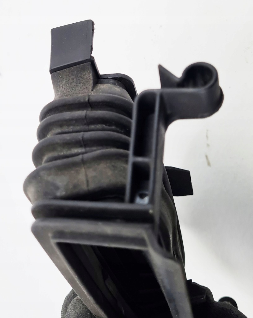 фото №5, Mercedes w204 350 cdi впуск повітря a2045050261