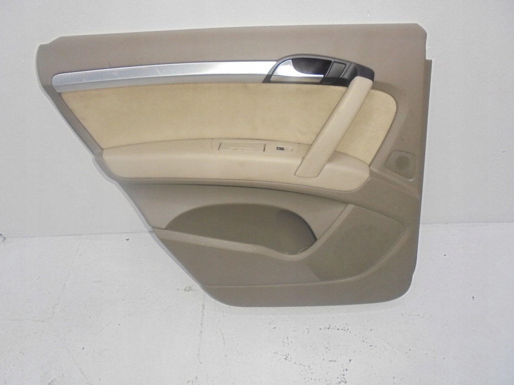 фото №1, Audi q7 4l обшивка обивка левая задняя кожа