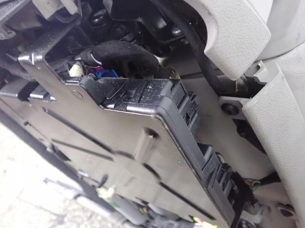 фото №16, Сиденье правый пассажира audi a8 s8 d3 5.2 короткий