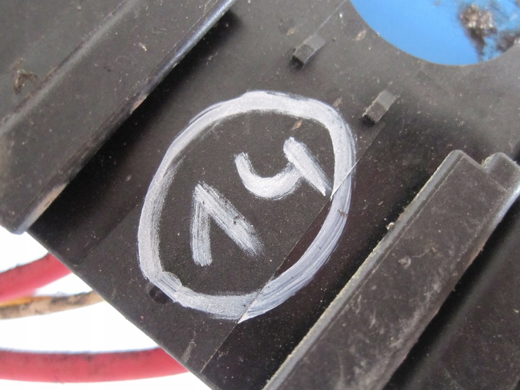 фото №5, Renault trafic iii 15r коробка предохранителей 93452085