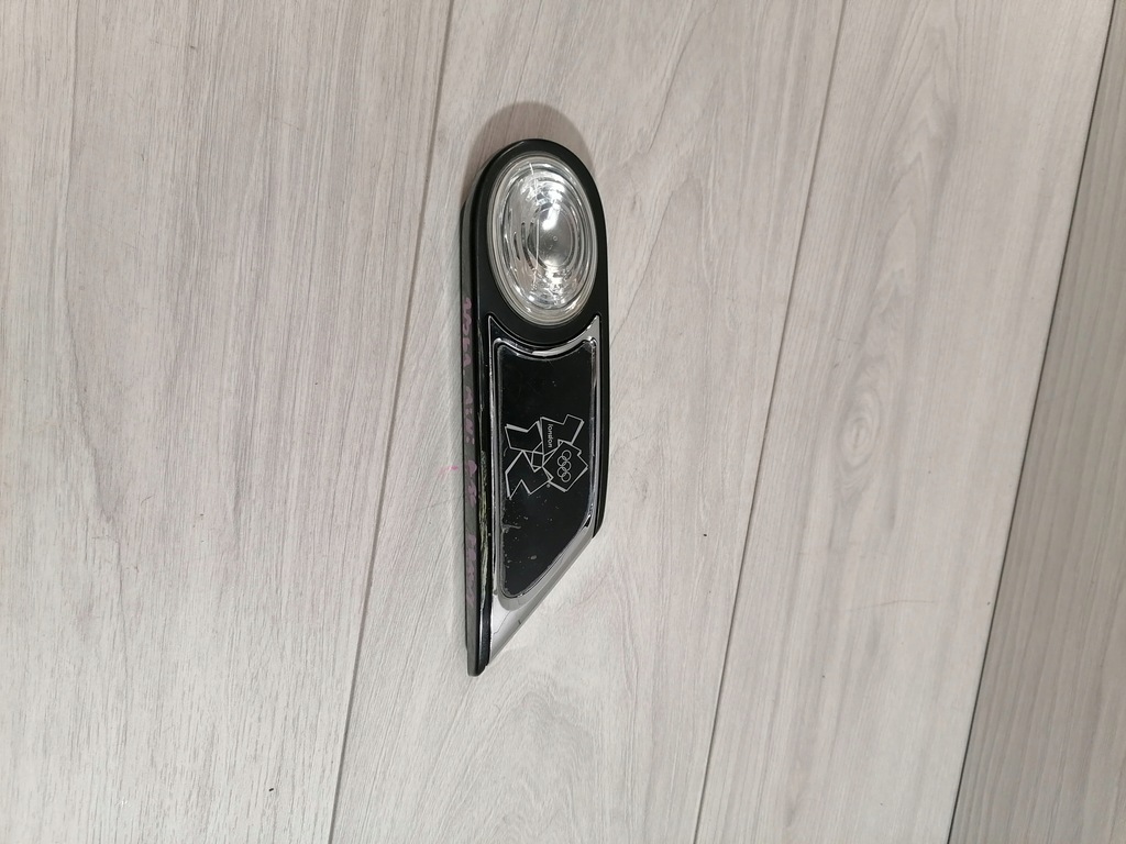 фото №1, Mini r56 поворотник заглушка правий 65998910