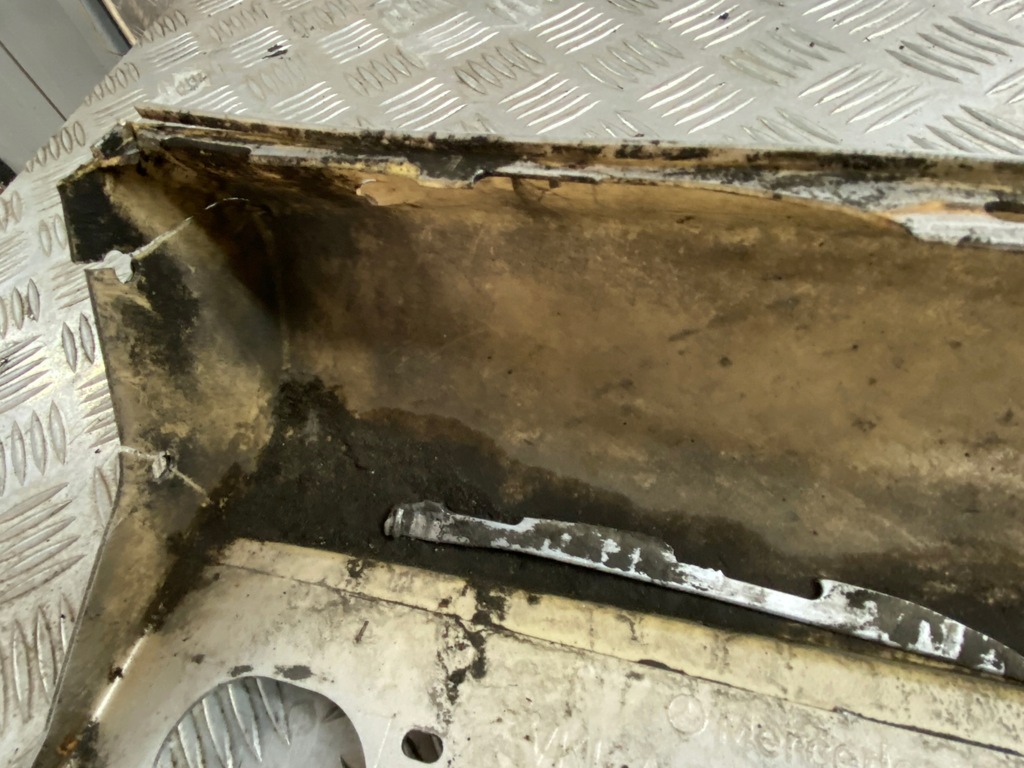 фото №7, Mercedes w221 молдинг поріг права amg a2216901040 775