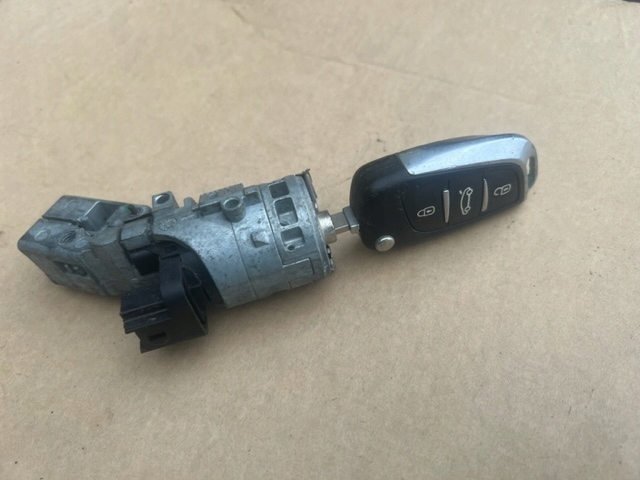 фото №1, Замок запалювання ключ citroen ds4