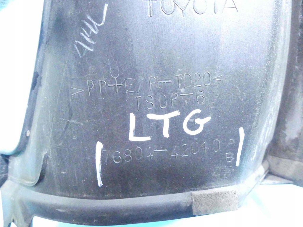 фото №4, Молдинг защита крышки дверь задняя toyota rav4 iii