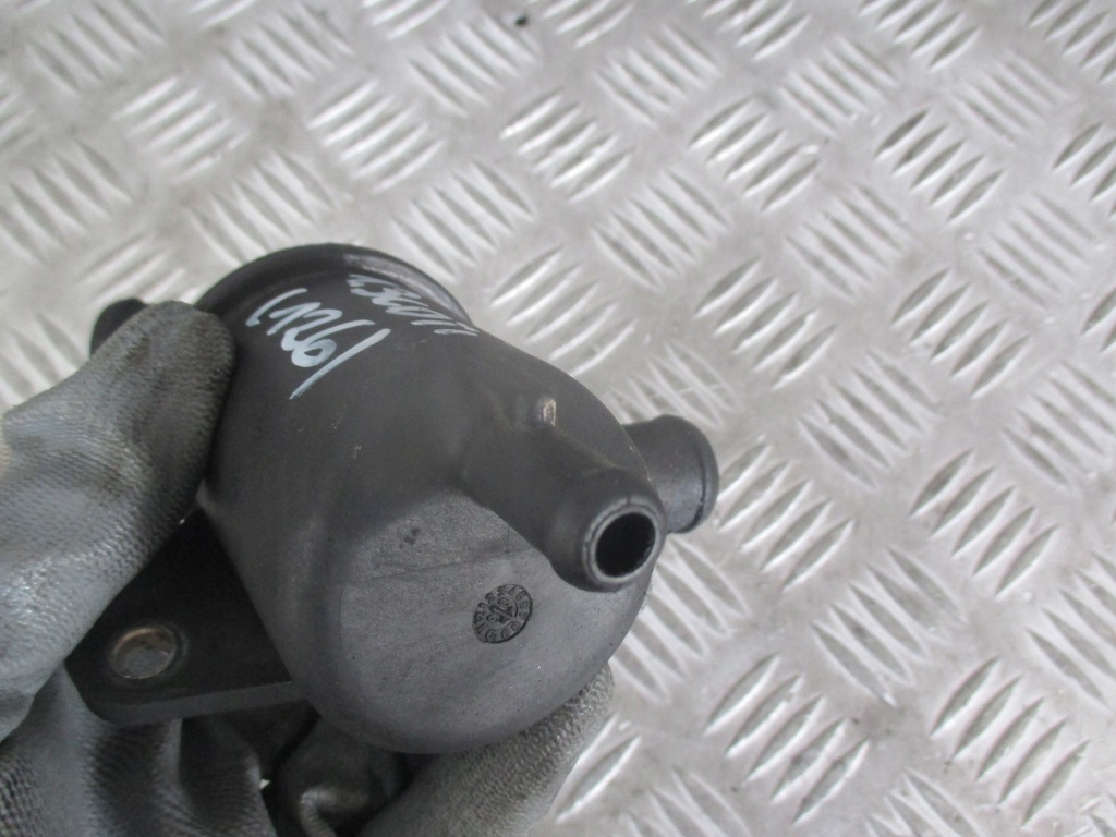 фото №7, Вентиляция картера opel corsa c 1.3 cdti 00-03r 55185372