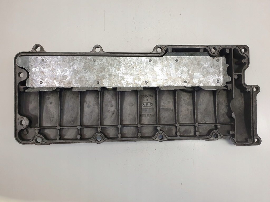 фото №2, Land rover discovery ii 2.5 td5 крышка клапанов