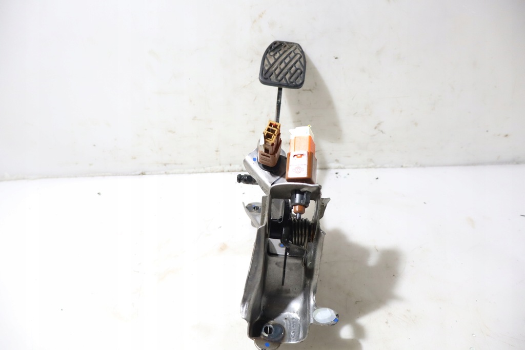 фото №1, Педаль сцепления nissan note ii 1.2