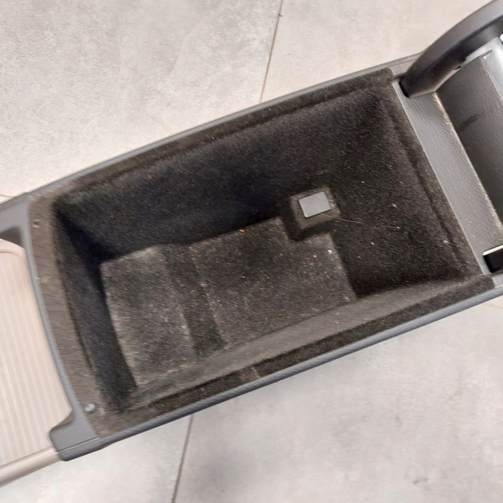 фото №10, Volkswagen passat b6 туннель средний подлокотник 3c0864207m