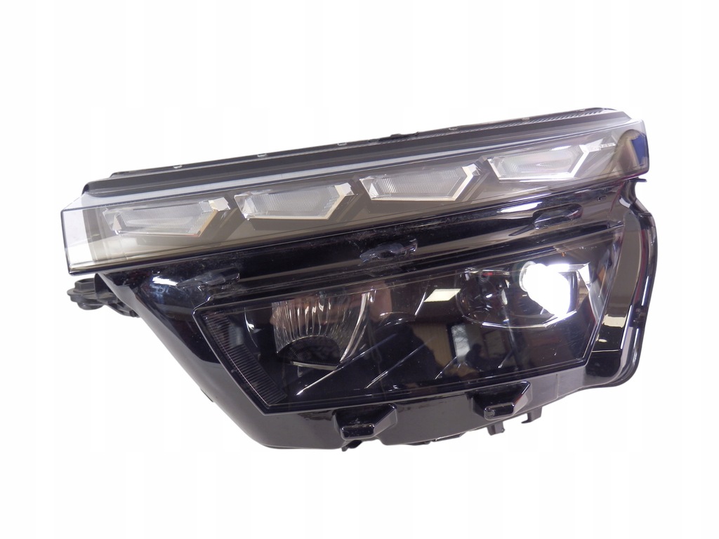 фото №1, Лампа левый перед skoda kamiq 658941015f led