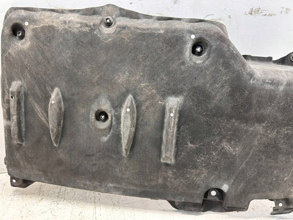 фото №6, Corolla e21 kombi захист підвіска задня задня pod wanne 58399-02180