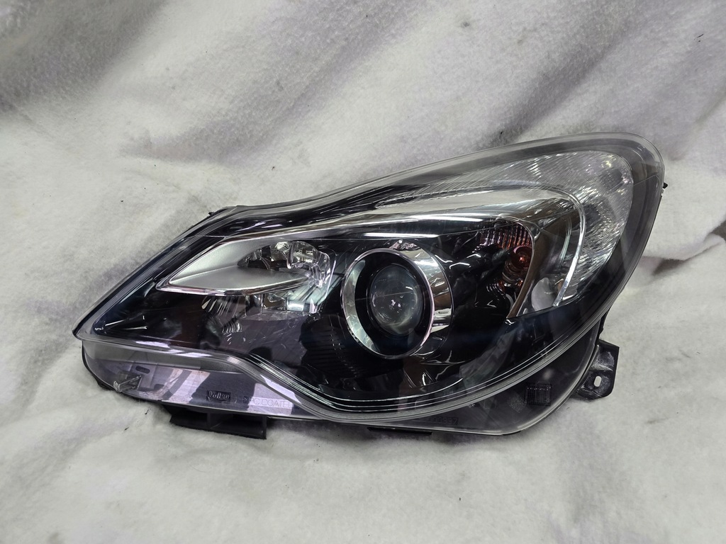 фото №1, Opel corsa d lift левая линза cała