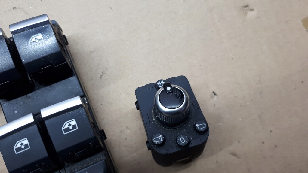 фото №8, A4 b9 8w перемикачі вікон перемикач 4x хром a5