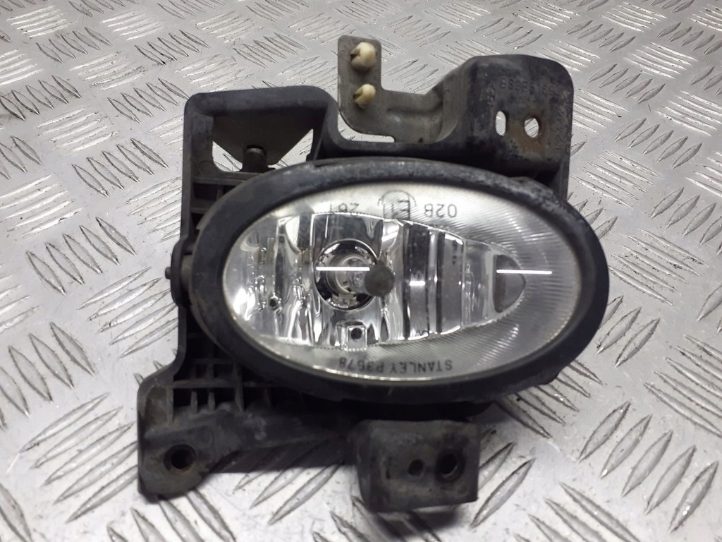 фото №1, Противотуманная фара левый mazda 3 bk