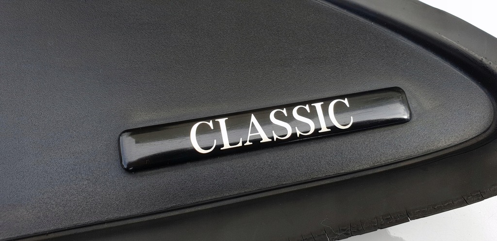 фото №10, Mercedes w168 classic треугольник заглушка крыла дверь правая