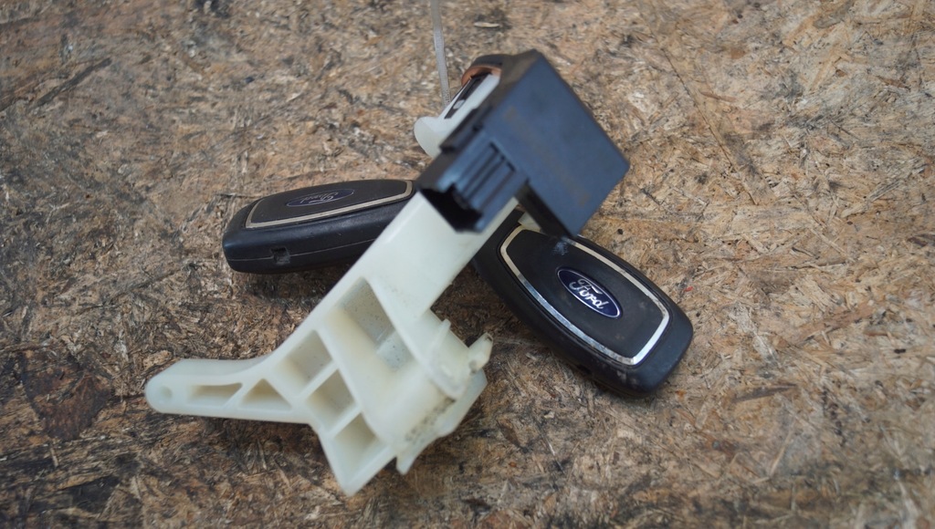 фото №5, Замок зажигания ключи ford 7s7t-19h386-da
