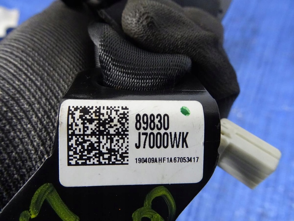 фото №2, Клипса поперечина левая задняя kia ceed iii hb