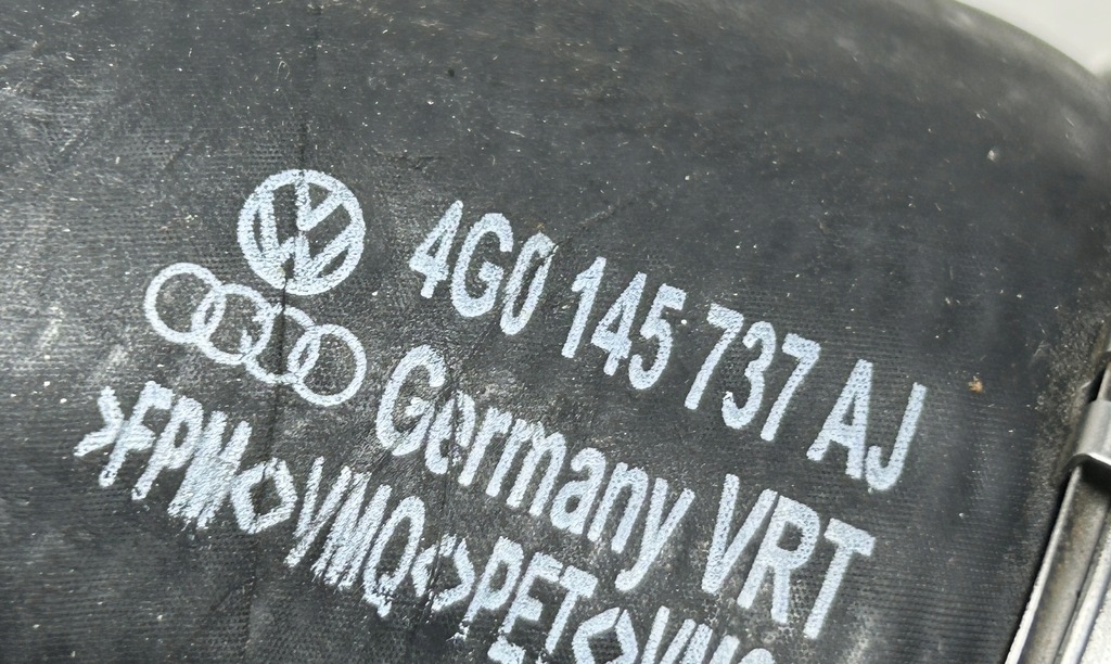 фото №4, Шланг труба интеркулер audi a6 c7 4g0145673ah