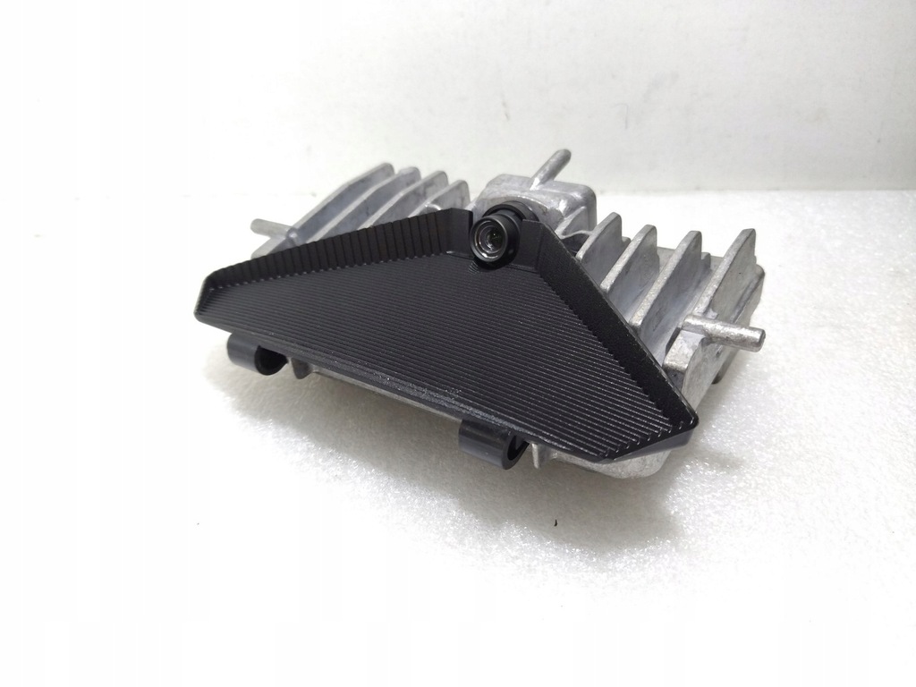 фото №2, 32294431 -aa камера асистент перемикання поперечина руху радар volvo xc60 ii