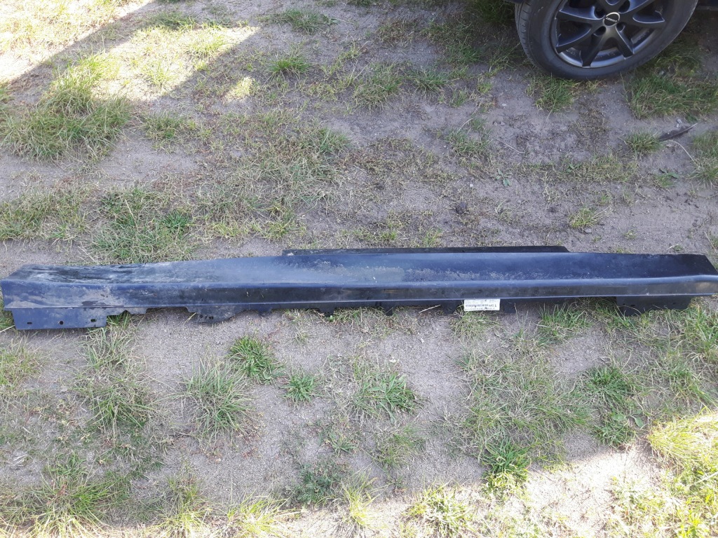 фото №1, Bmw f32 f33 молдинг порог правая 7285786