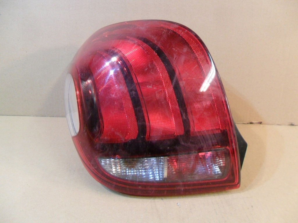 фото №1, Peugeot 108 14- led лампа левая задняя eu 81560-0h132