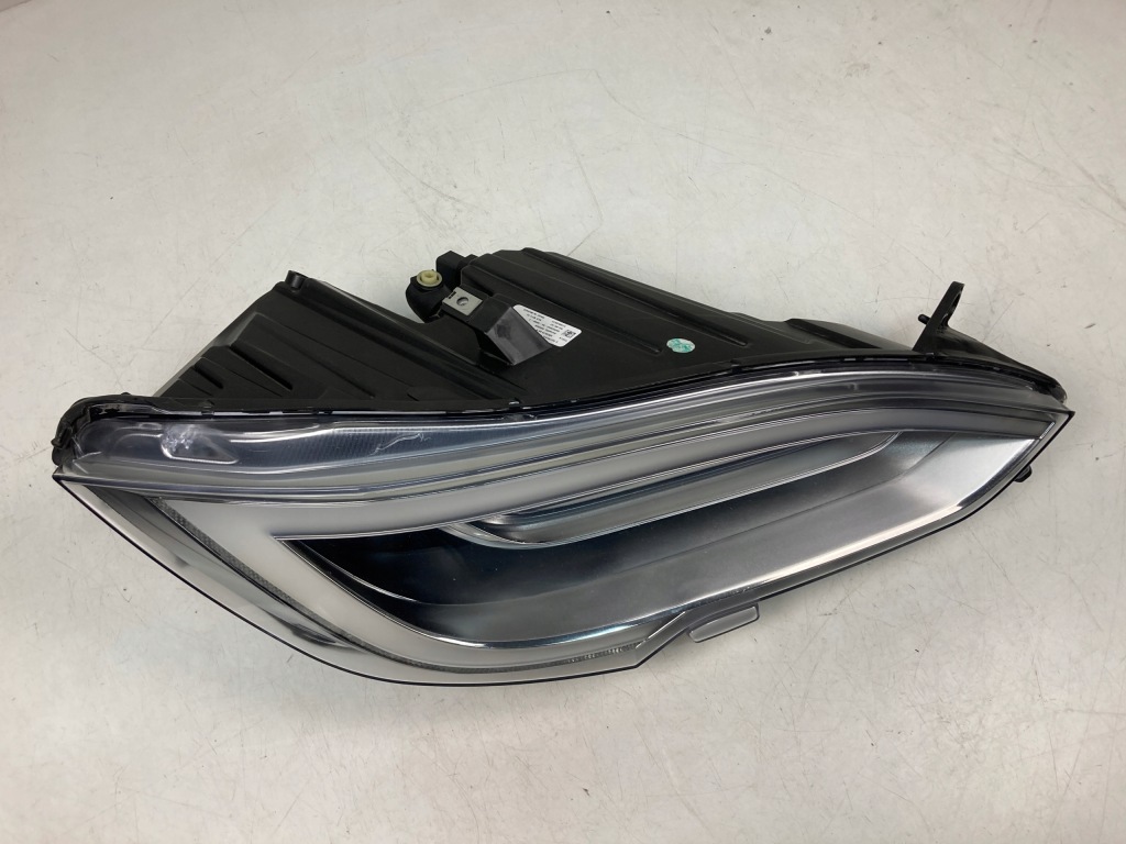 Фара правий передня tesla s рестайлінг  full led 1053573-00-b Недорого
