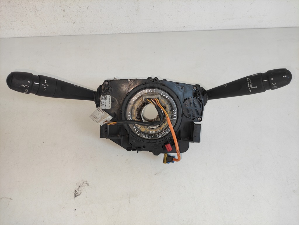 фото №1, Peugeot 208 перемикач комбінований 98030392zd