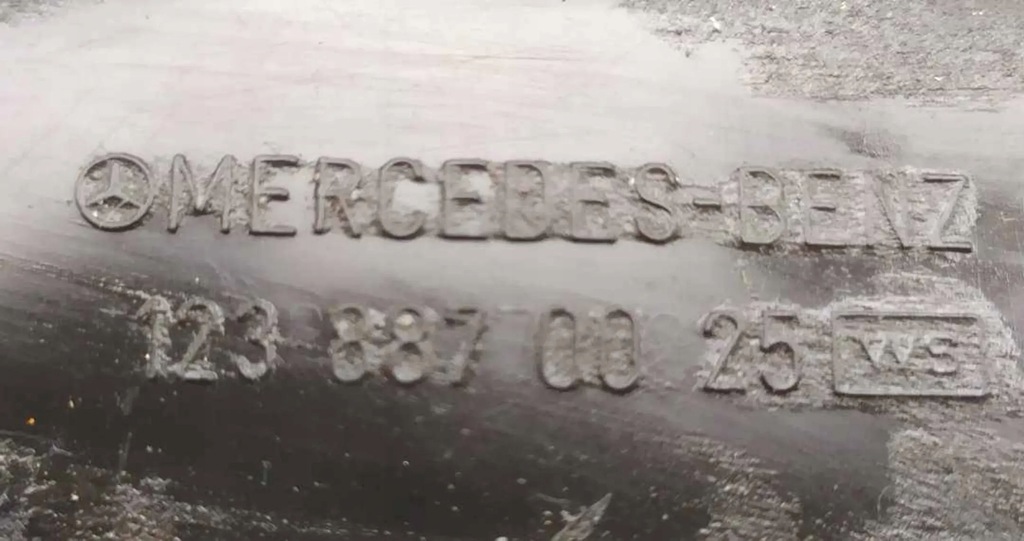 фото №6, Mercedes-benz w123 1984 захист замка капот