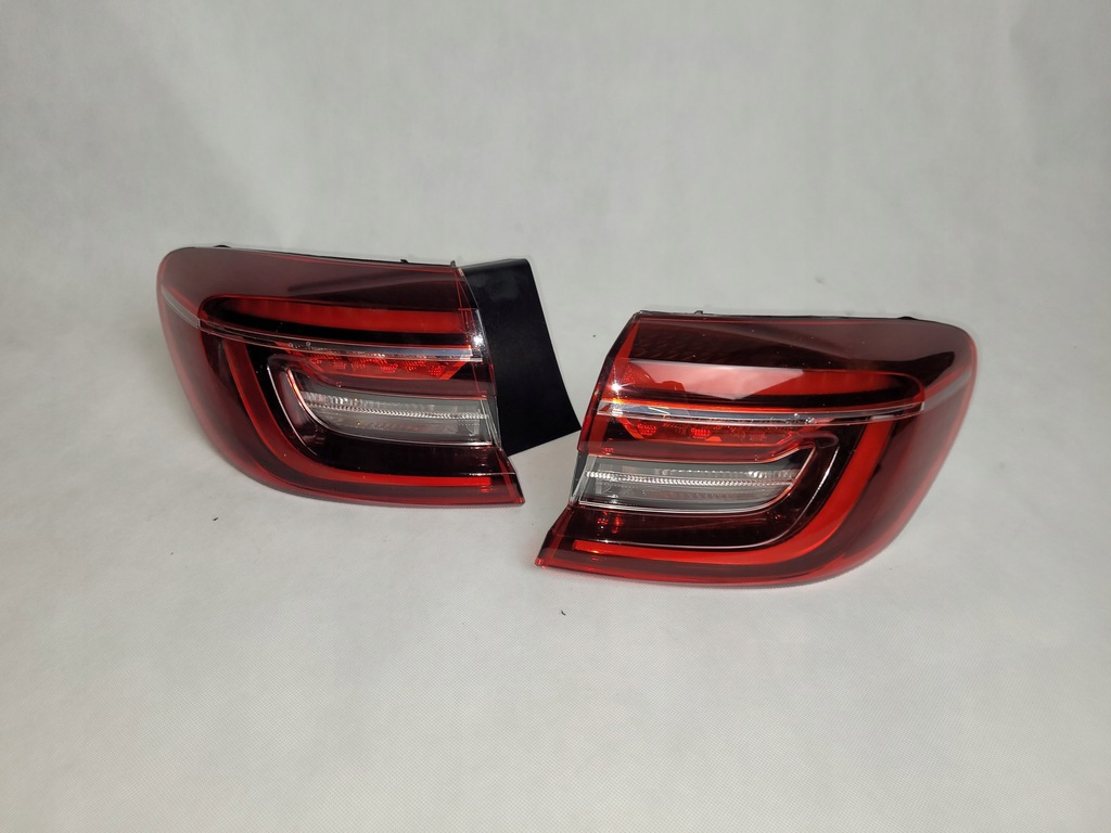 фото №1, Renault clio v лампа задняя задняя rh/lh