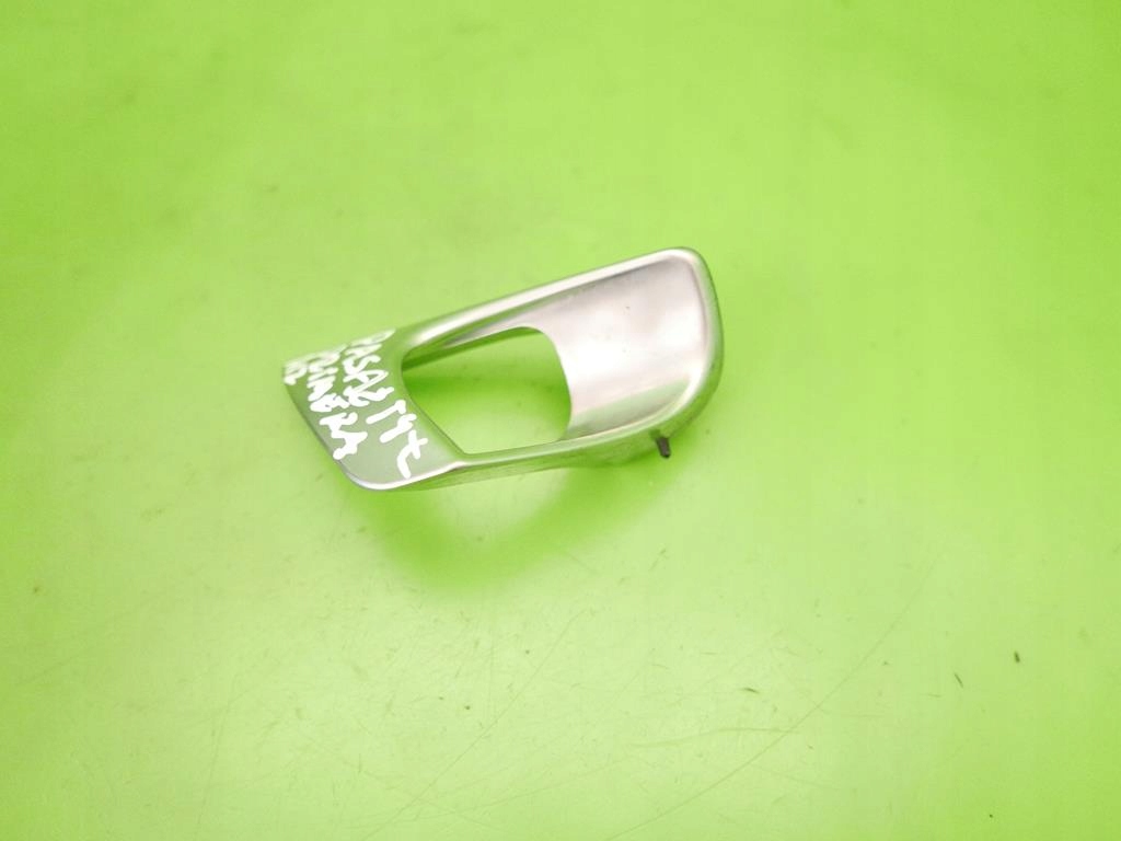 фото №3, Ручка внутрішня права задня nissan primera p12 fl