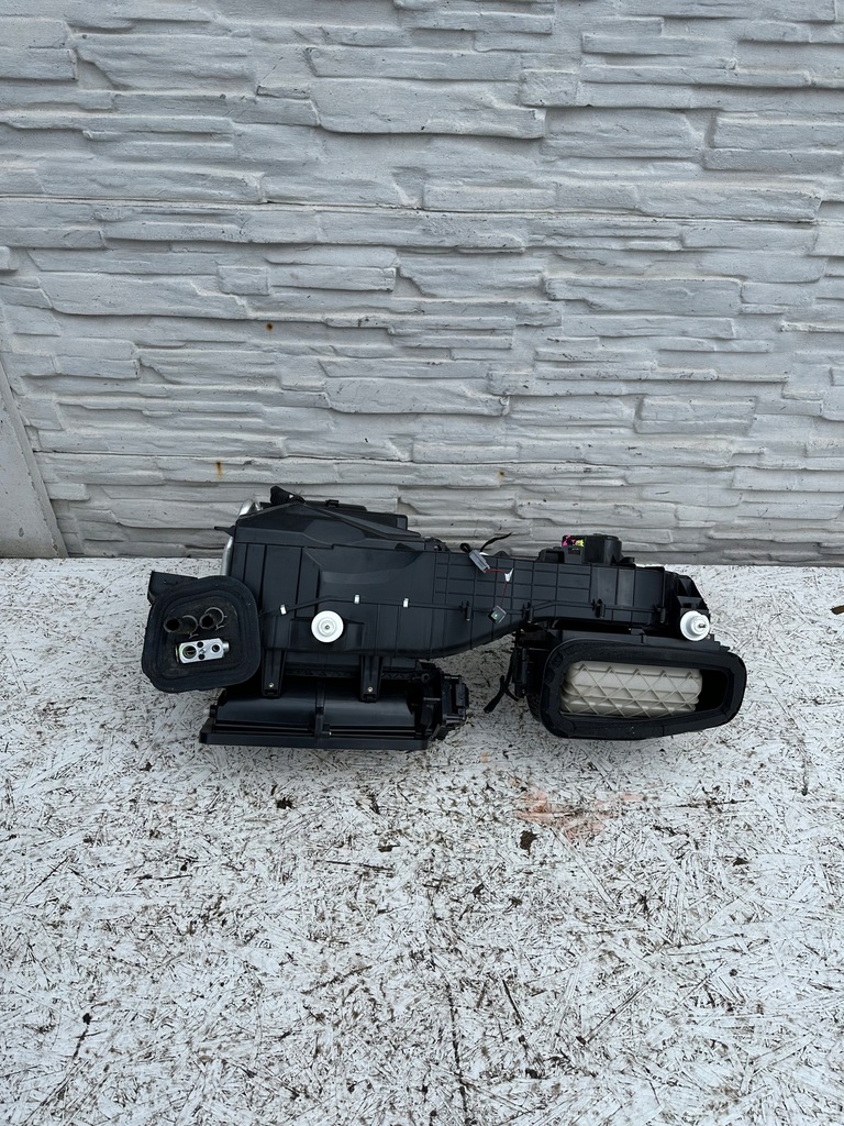 фото №1, Grand cherokee wk2 обігрівач p68245823af