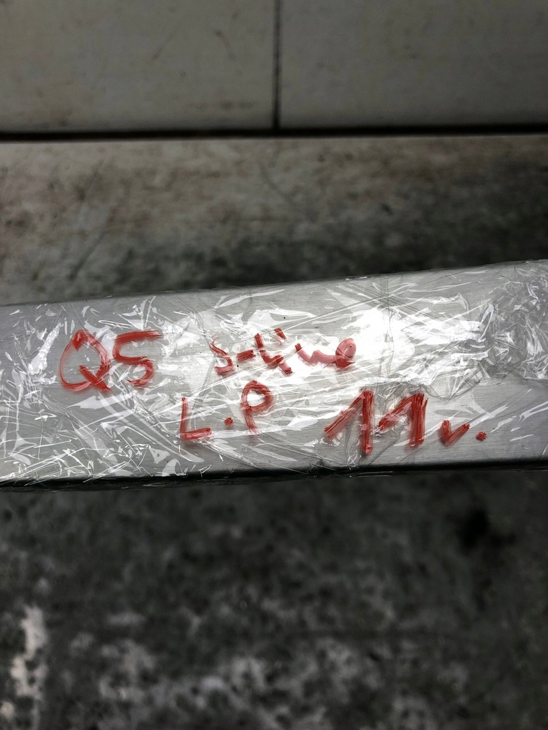 фото №8, Молдинг dekor дверь левый перед audi q5 8r s-line 8r0867409