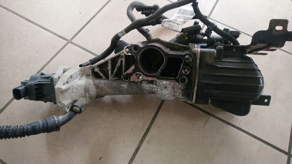 фото №3, Opel insignia a 2.0 радиатор выхлопных газов egr 0705592