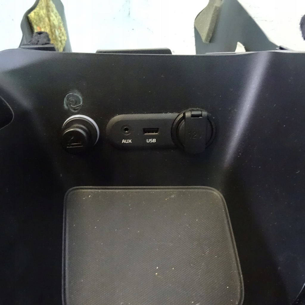 фото №4, Kia ceed ii kombi тунель середній usb aux
