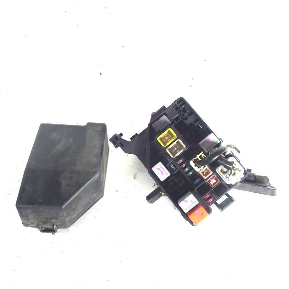 Купить Корпус предохранителей toyota yaris 1.4 d4d 01-05r