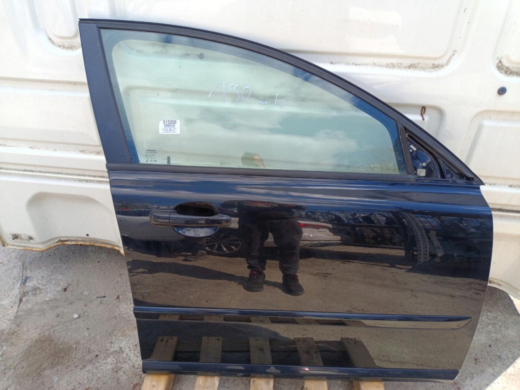 фото №1, Volvo v50 kombi дверь перед правое 019-126