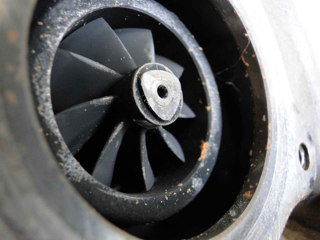 фото №7, Mercedes турбина турбонагнетатель om 642 a6420901580