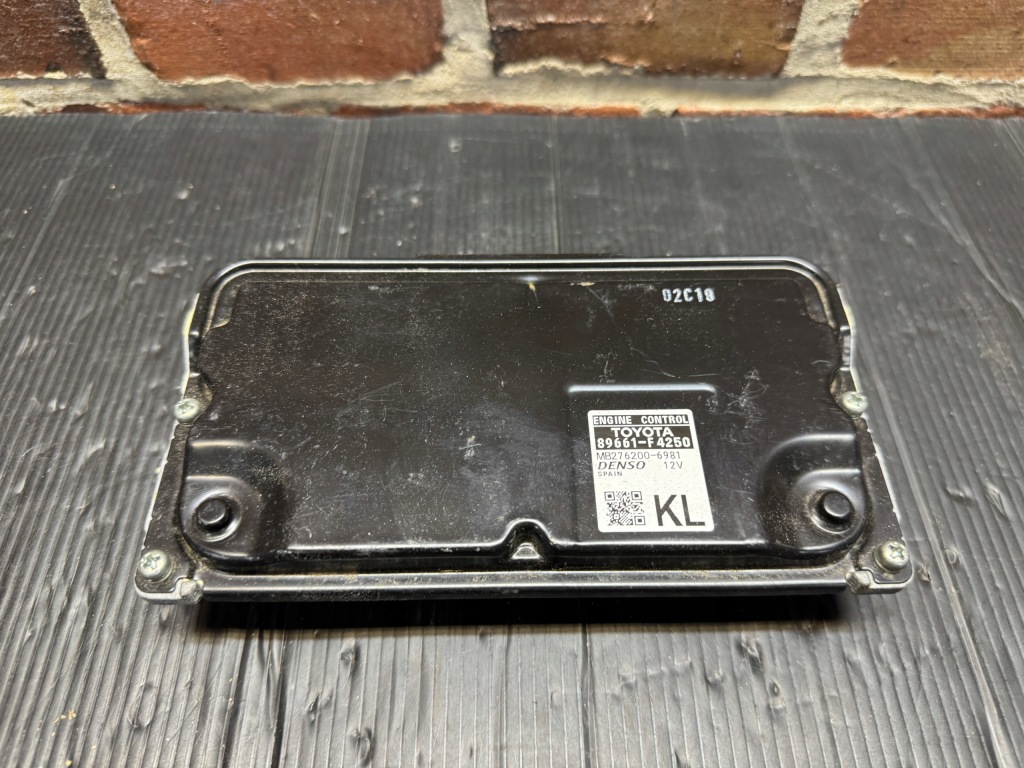 фото №1, Toyota ch-r бортовой компьютер блок управления mb276200-6981 89661-f4250