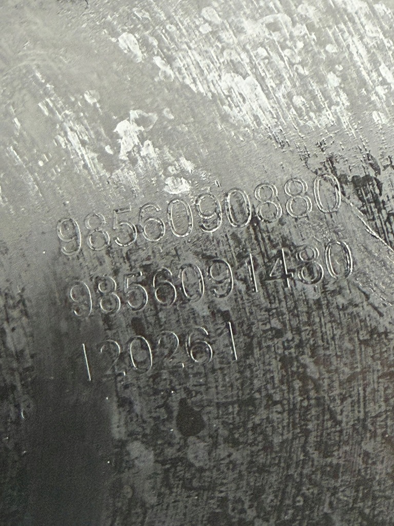 фото №13, Peugeot rifter 18- бампер перед передние