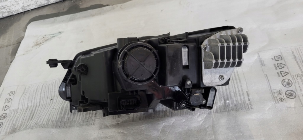 Фара перед правий full led seat ateca 2016- Оригінал