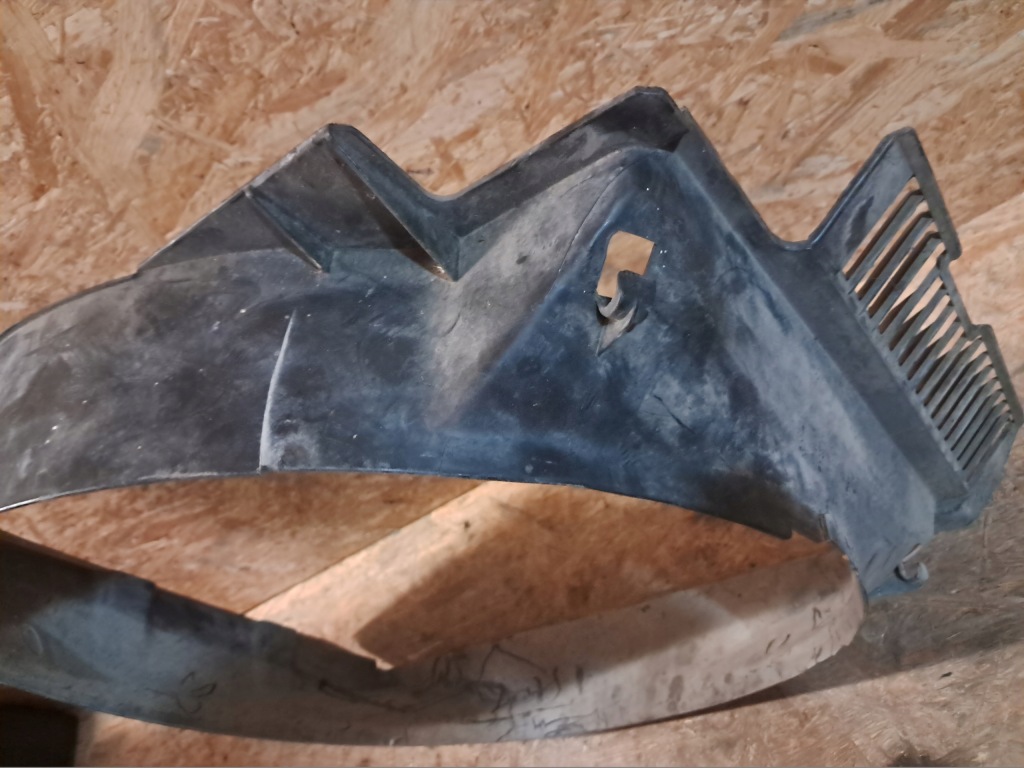 Защита вентилятора mercedes w123 2,4d 1235051855 в Украине