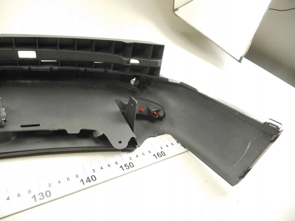 фото №8, Накладка бампера renault vel satis оригинальный номер 7701206881