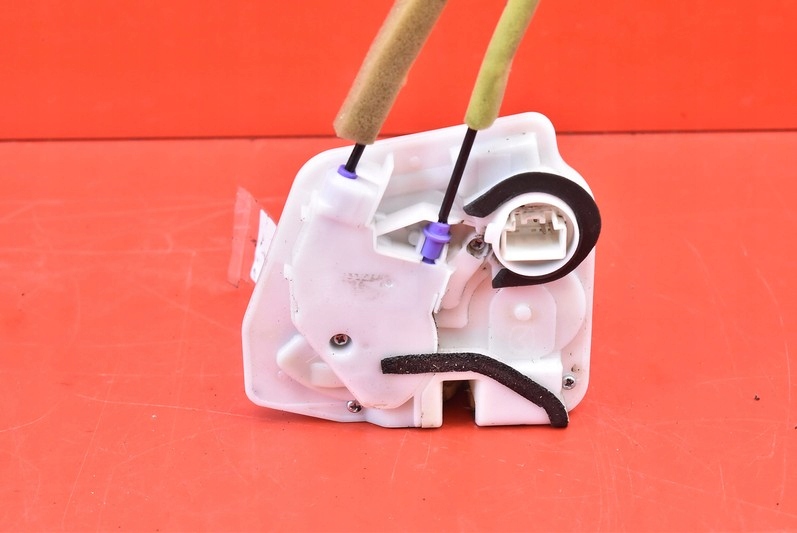 фото №5, Замок двері правий перед передній eu mazda 3 3 iii bm 13-16