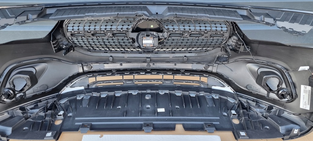 фото №9, Mercedes gla h247 2020- бампер перед f036