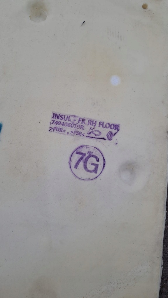 фото №7, Gąbki pod килимок renault 749406019r 749418212r 748695020r 748688116r