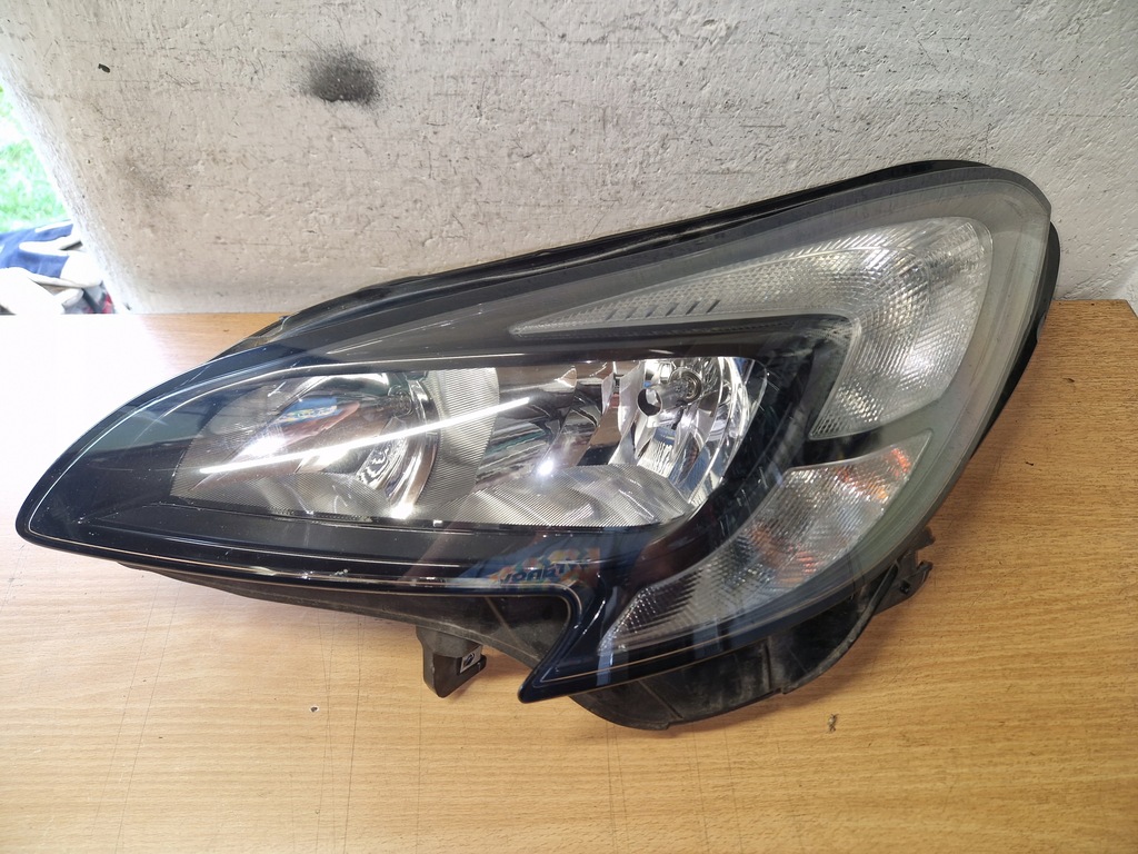 фото №1, Лампа ліва opel corsa e 13381335 europa