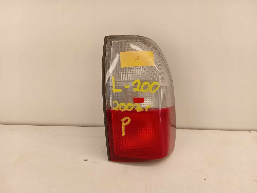 фото №1, Лампа правая задняя задняя mitsubishi l200 95-05