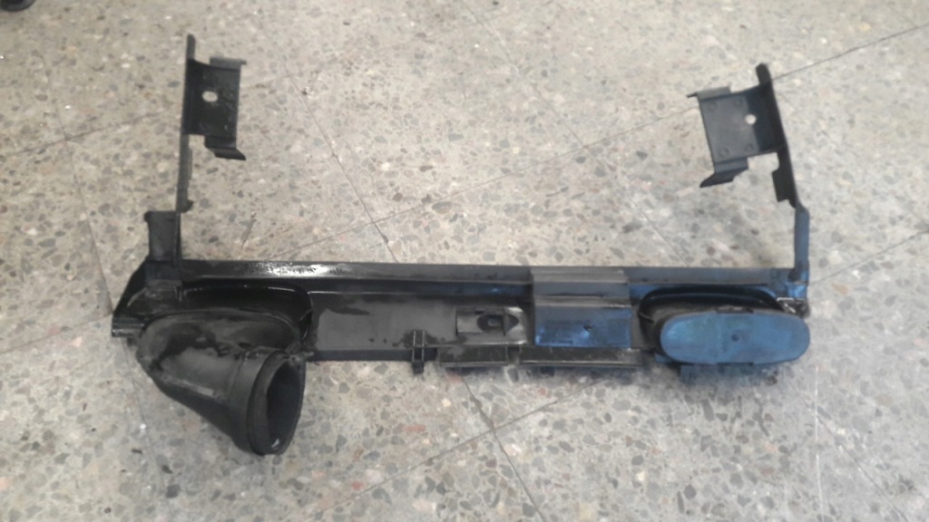 Купить 2035052730 впуск ловушка воздуха mercedes c w203