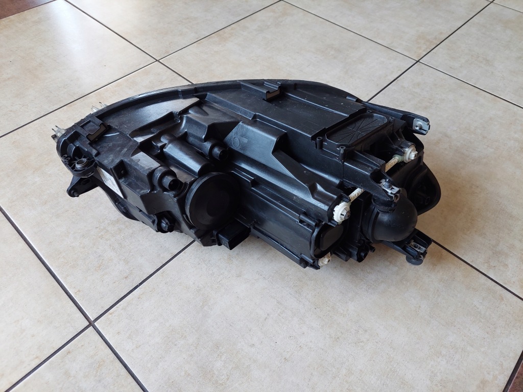 фото №5, Ліва лампа - звичайна - led - vw golf vii - lift